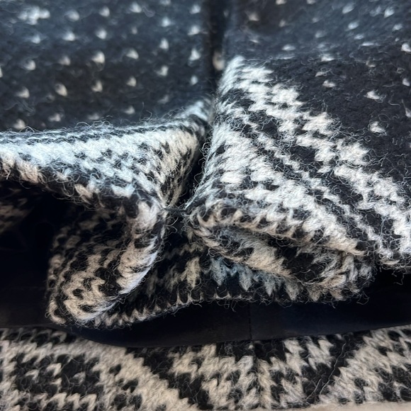 NEW Etcetera | Center Pleated Wool Scandi Skirt | Black and White | Size 6 - Picture 2 of 9